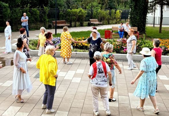 Белинского вновь наполнился ритмами и яркими огнями! 