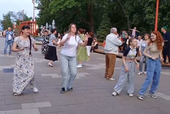 "Если хочешь танцевать, танцуй, танцуй!"