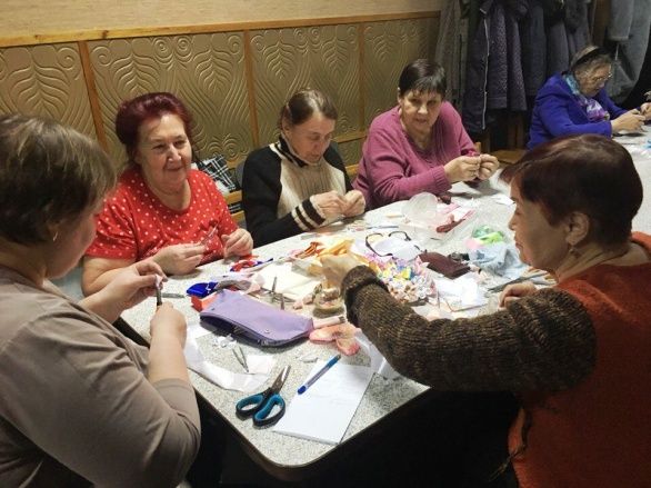 Новогодняя игрушка «Снежинка»