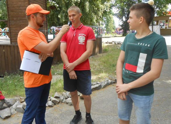 "Актером быть не просто"
