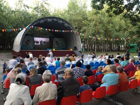 Советский фильм "Первое свидание" Советский фильм "Первое свидание"