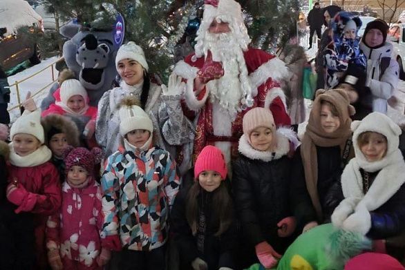 Новогодние праздники двора Новогодние праздники двора