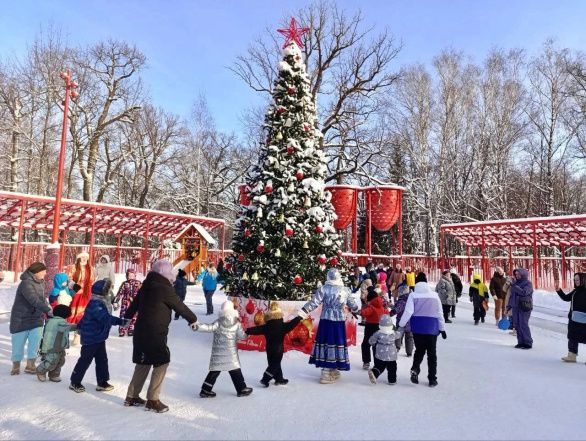Праздничная атмосфера,  смех, улыбки