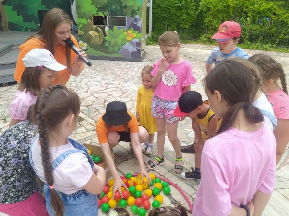 На площадках парка Белинского