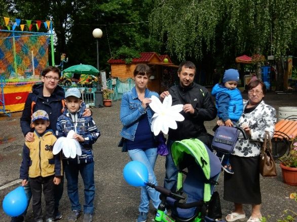 В мире, где живет любовь.