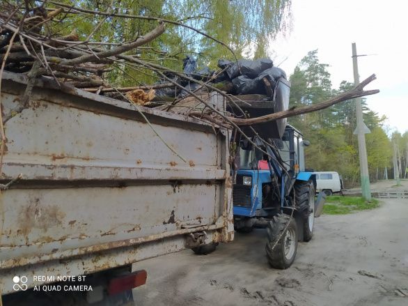 Субботник . Олимпийская аллея Субботник . Олимпийская аллея