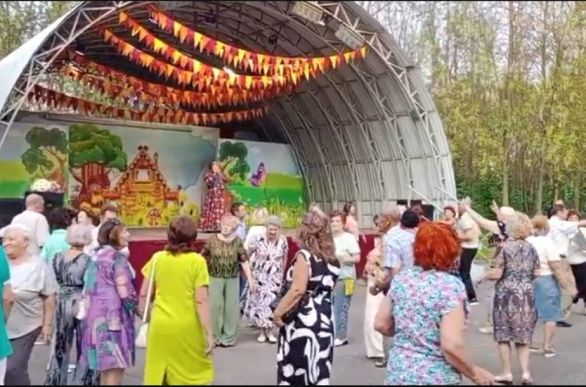 Музыкальные вечера в Детском парке