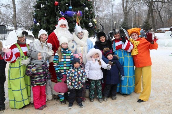 Театрализованное представление в Ледяном городке