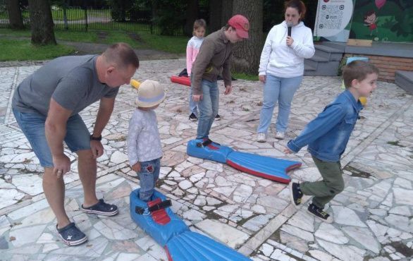 Игровая программа порадовала девчонок и мальчишек