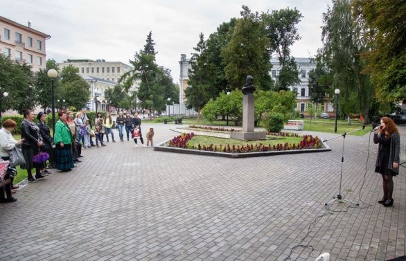 "Музыка улица города"