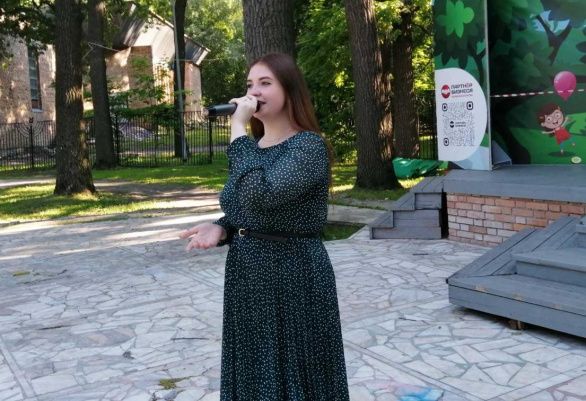 "Следопыты, вперед!" и "Корпорация веселья" "Следопыты, вперед!" и "Корпорация веселья"
