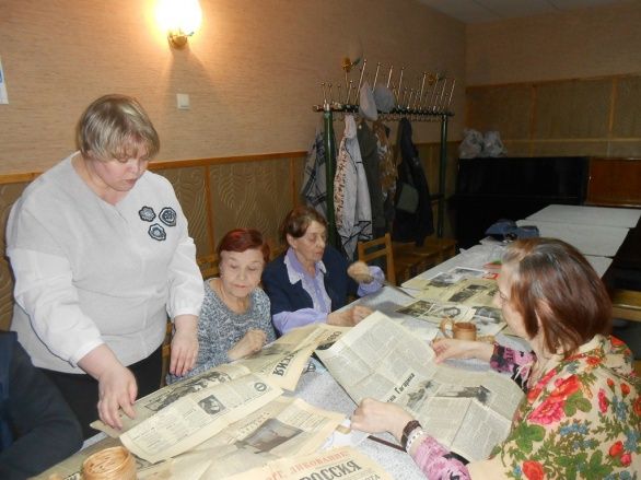 Заседание клуба "Возрождение"