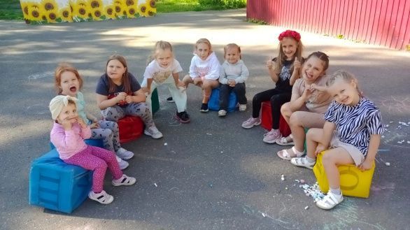 "Музыкальные стульчики"