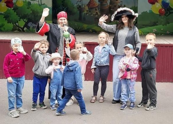 "Улыбки – наша работа"