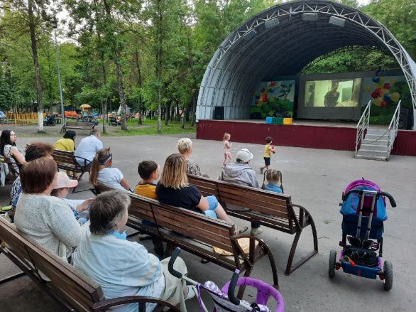 В Детском парке состоялся девятый фестиваль уличного кино