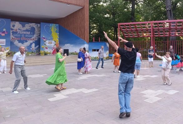 Лето, ритмы и свобода движения...
