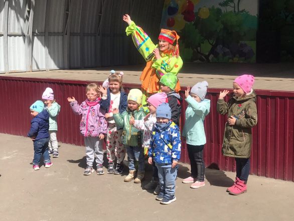 "Музыкальный понедельник" "Музыкальный понедельник"