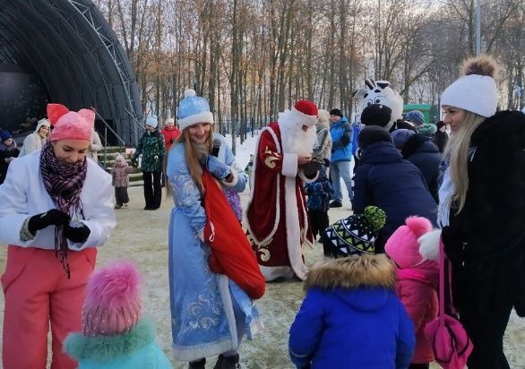 Детский парк посетили гости
