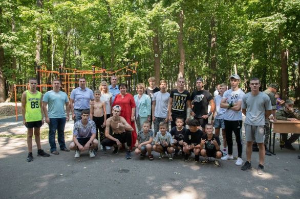 На Олимпийской аллее состоялось открытие новой спортивной площадки