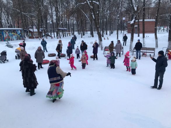 "В гостях у Бабы Яги" Детский парк