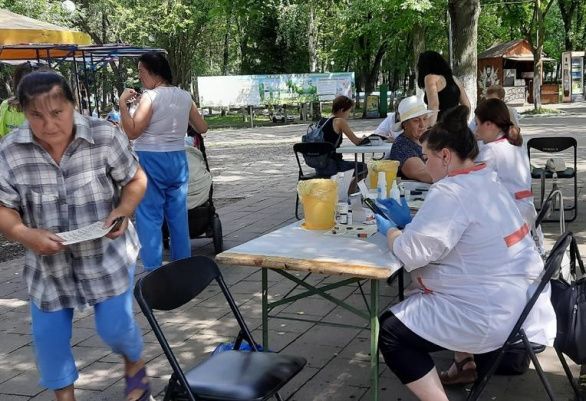 Все желающие смогли пройти мини "диспансеризацию"