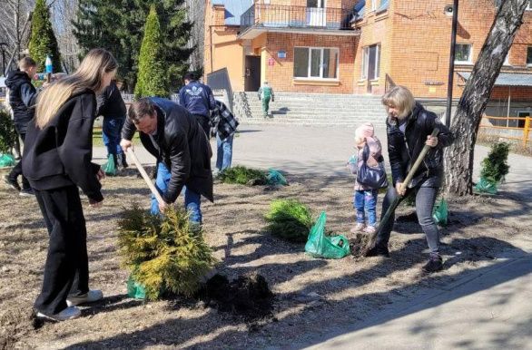 Весенняя акция по высадке зеленых насаждений Весенняя акция по высадке зеленых насаждений