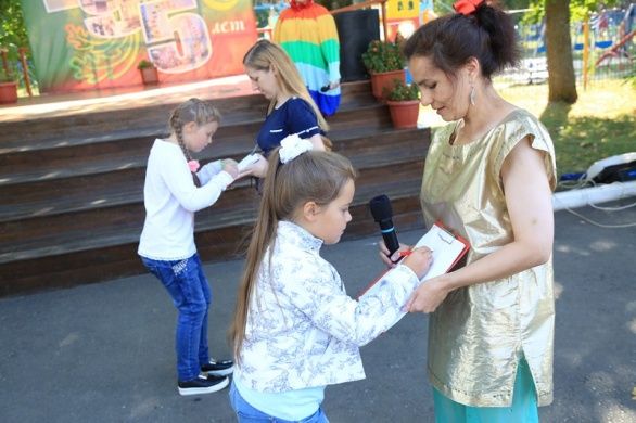 «В стране карандашей и красок» 