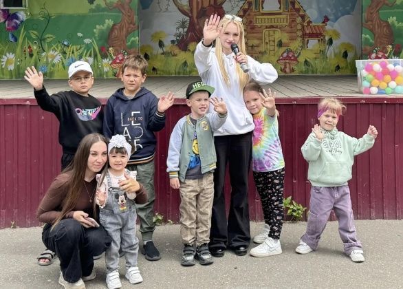 Радуемся и играем вместе 