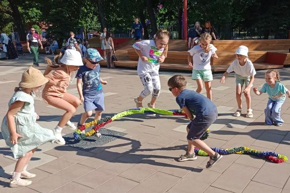 Каникулы продолжаются... Каникулы продолжаются...