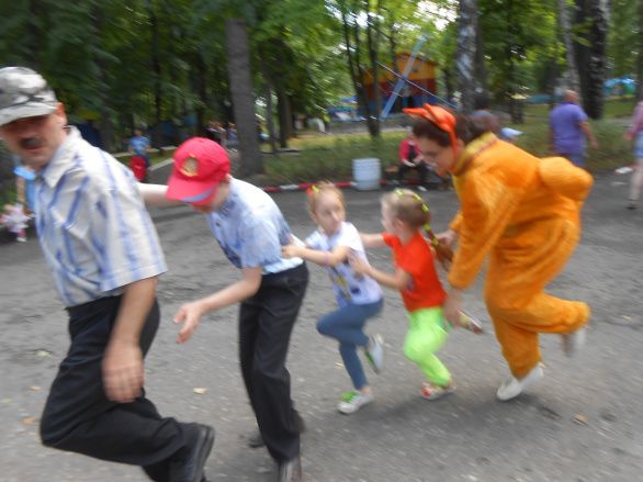 Мы играем, веселимся...