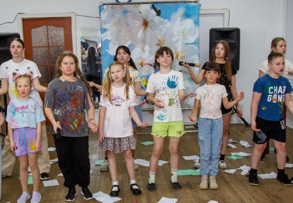 Спектакль "Праздник непослушания"